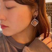 rhombus Rhinestone Drop Design Earrings（Gold） /  2112_ER090