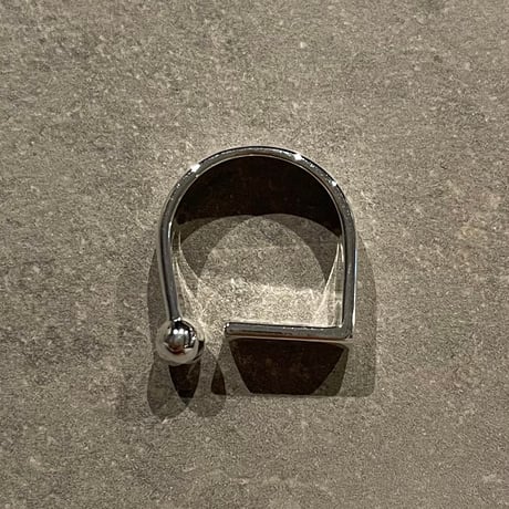 2503RG0594 / Flat asymmetry design ring（Silver）