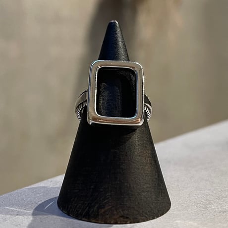 2503RG0595 /  Square design ring（Silver）