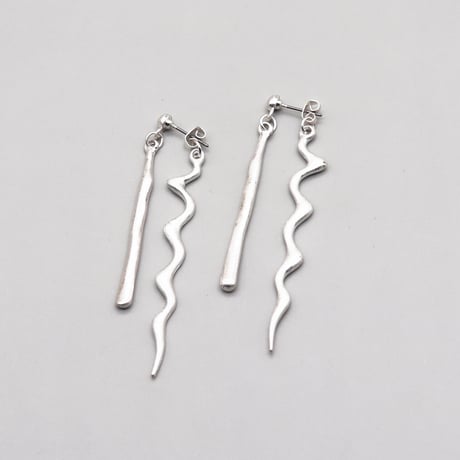 Metal Wave Geometry Line Pierce（Silver） / 2109_PR0271