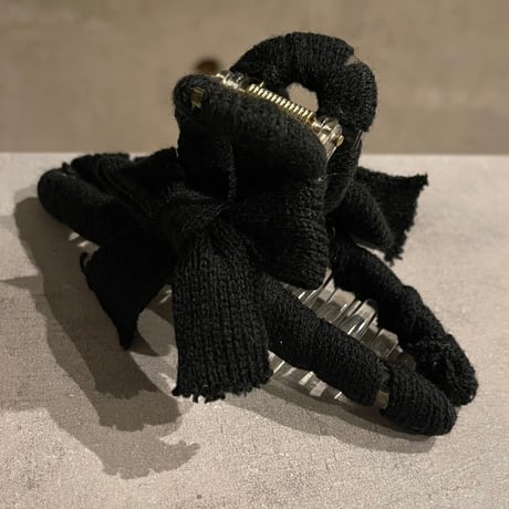 2412HA0055 / Knit ribbon Hair Clip （Black)