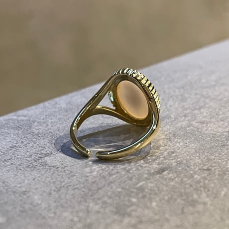 2602RG0734 / Oval Flower Shell Ring（Gold）