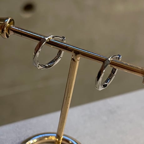 2510PR0806 / Twist thin hoop Pierce（Silver）