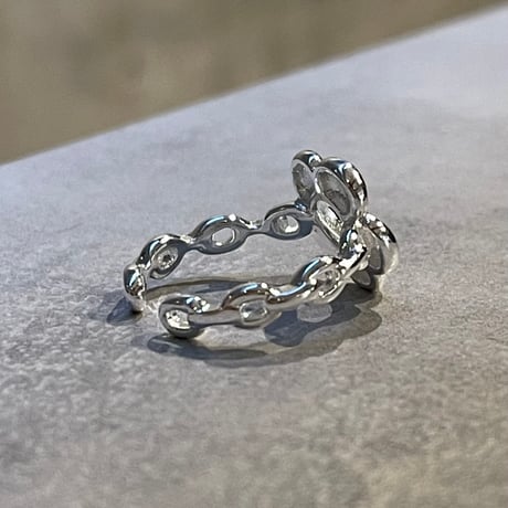 2506RG0644 / Chain flower motif ring（Silver）