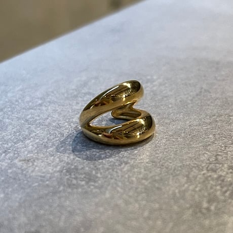 2601EC033 / Double line Earcuff（Gold）