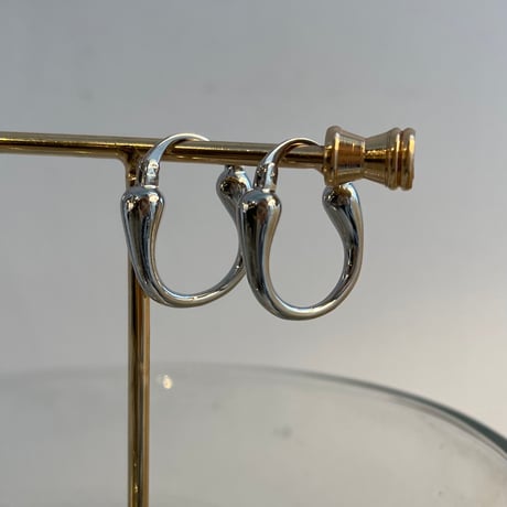 2405PR0711 / Drop hoop pierce （Silver）