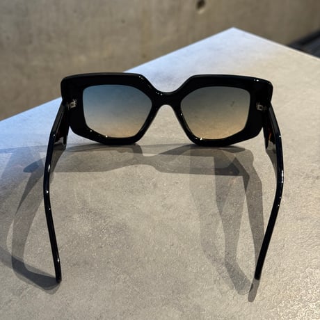 SE25SG_CA022（S）/ Square Cat's eye Sunglasses (Black.Demi/Green gradation）