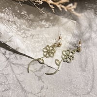 2304PR0552 / Mini Flower Design Pierce（Gold）