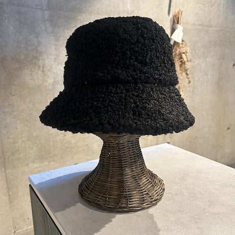 2409HW0053(S)/ Corduroy×Boa Reversible Hat（Black）