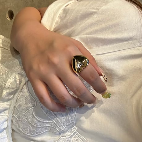 2408RG0504 / Big Heart oval ring（Gold）