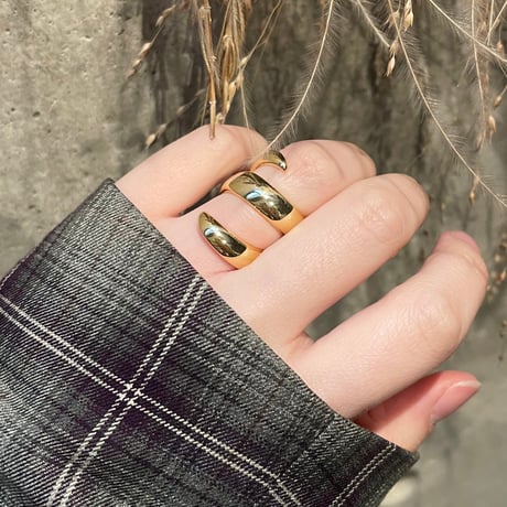 2405RG0465 / Twine around design ring（Gold）