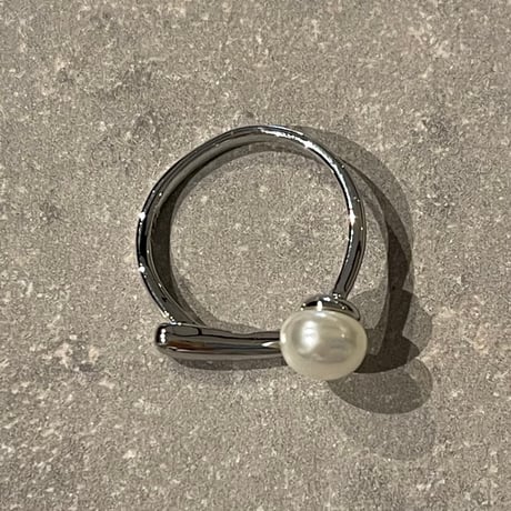 2410RG0525 / Asymmetry pearl bar ring（Silver）