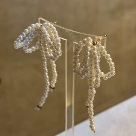 2311PR0618#B / Ribbon motif pearl Pierce（Pearl）