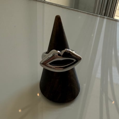 2604RG0760 / Lip motif ring（Silver）
