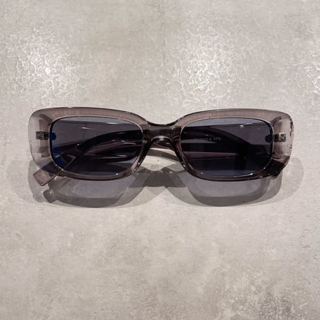 2306SG041 / slim square sunglasses（Gray/LightSmoke）
