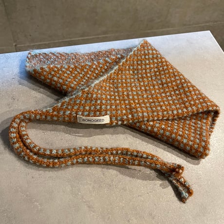 2512GS059(S)/ Knit triangle scarf（Ocher）