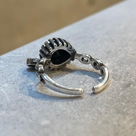 2510RG0686 / Drop stone charm Ring（Silver）