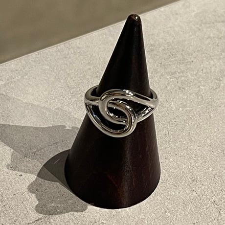 2411RG0544 / Double twist ring（Silver）