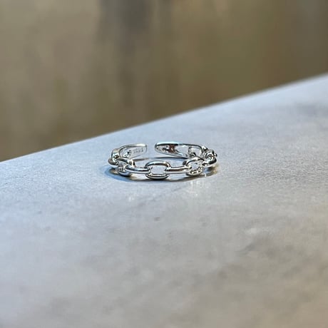 2406RG0487 / Thin chain design ring（Silver）