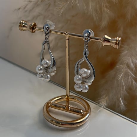 2311PR0608 / Drop hoop pearl Pierce（Silver）