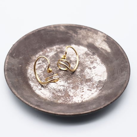 Deformation twist design Pierce（Gold）  / 2106_PR0189