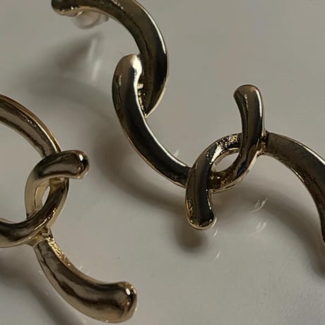 2403PR0684 / Curve connect Pierce（Gold）