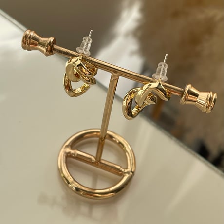 2401PR0635 / Twist chain design Pierce（Gold）