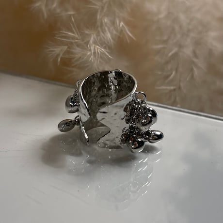 2403RG0416 / Mini metal heart irregular ring（Silver）