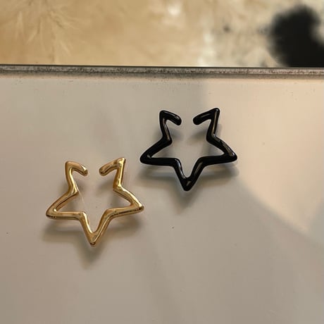 2403EC004 / Star motif Ear Cuff（Gold）