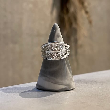 2311RG0337 / Craft twist line ring（Silver）