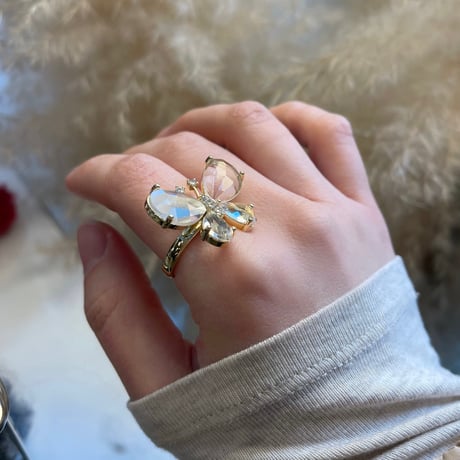 2601RG0728 / Clear butterfly motif ring（Gold）