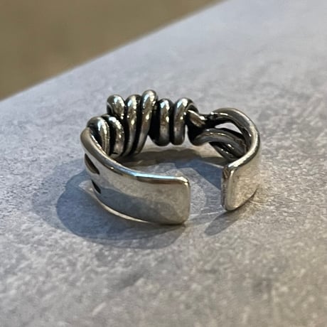 2510RG0691 / Spiral design Ring（Silver）
