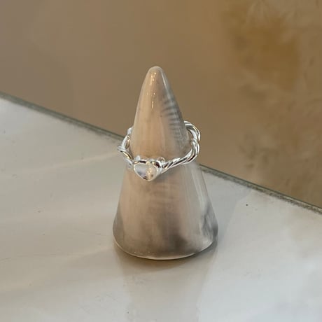 2311RG0343 /  Twist Heart Design ring（Silver）