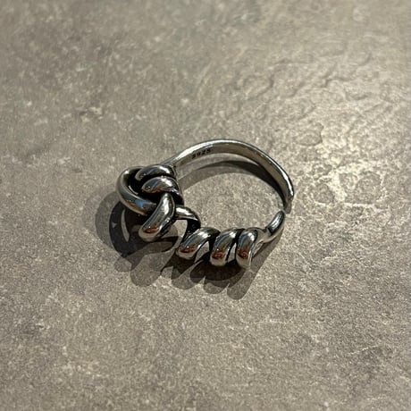 2406RG0493 / Irregular spiral design ring（Silver）