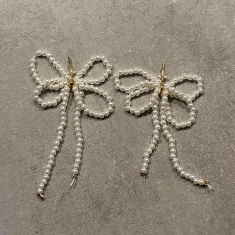 2311PR0618#B / Ribbon motif pearl Pierce（Pearl）