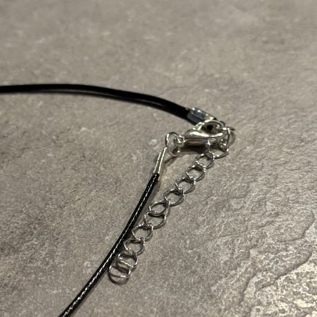 2503NC0328／ simplemetal fake leather choker（silver)