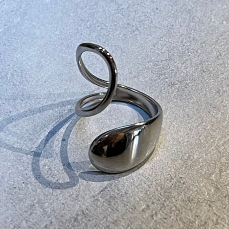 2504RG0612 / Asymmetry curve design ring（Silver）