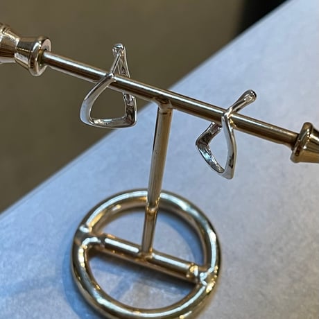 2503PR0765 / Twist triangle mini hoop Pierce（Silver）