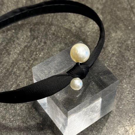 2409HA0078 / Double Pearl ribbon headband（Black）