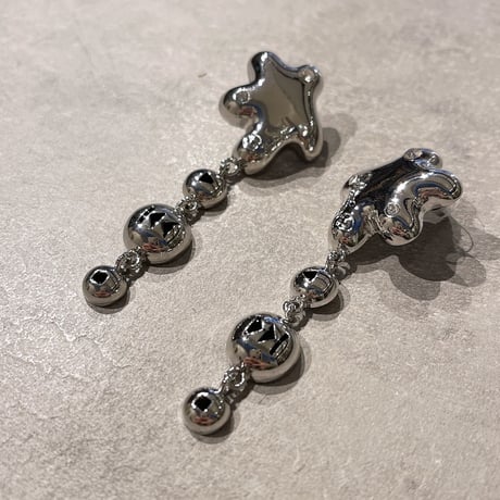 2304PR0555 / play button star motif Pierce（Silver）