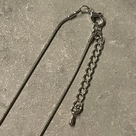 2412NC0283 / Snake chain ribbon motif Necklace（Silver）