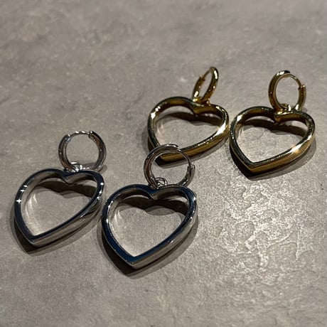 2502PR0747 / Heart motif hoop Pierce（Gold）