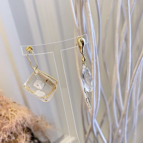 Asymmetry acrylic Pierce（Clear/Gold） /  2205_PR0475