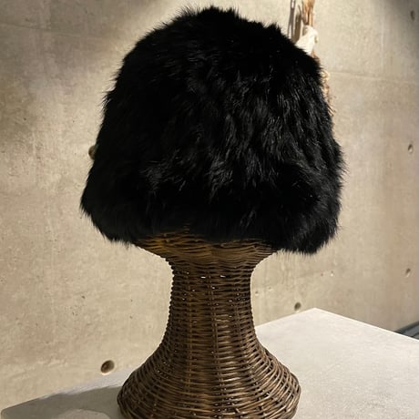 261SL0103AX(S) / Fur Skully Hat（Black）