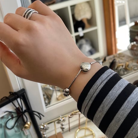 2412BR0061 / Heart connect ball Bracelet（Silver）