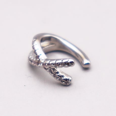 Cross Metal small  Earcuff （Silver/Left） / EC070