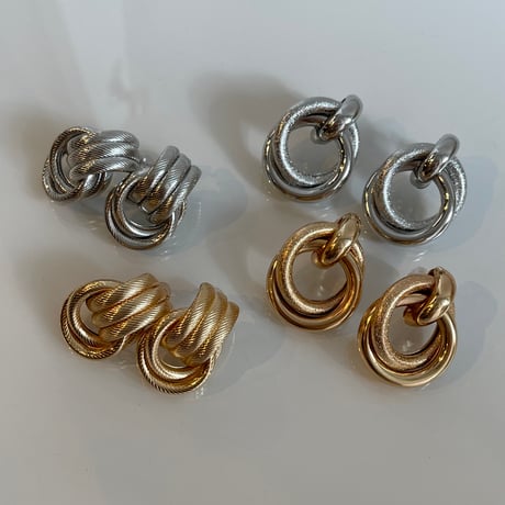 2401PR0644 / Double circle twist Pierce（Silver）
