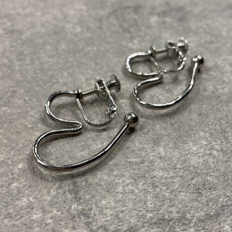2302_ER0139／Heart Motif Hoop Clip Earings（Silver）