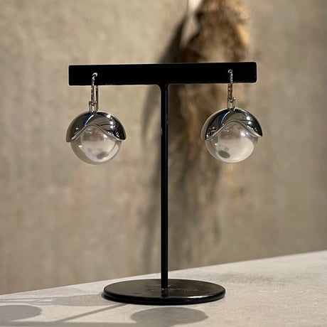 2403PR0668 / Metal pearl drop Pierce（White）