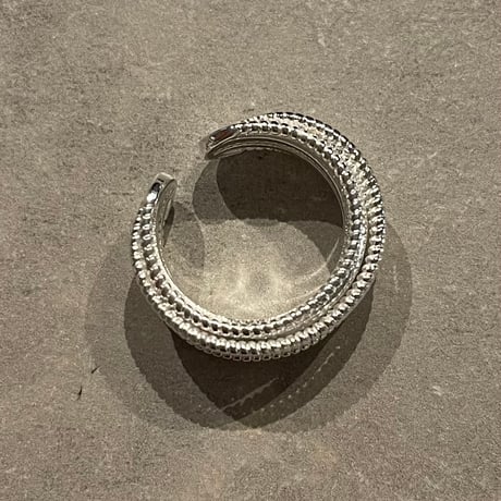 2504RG0603 / Layered line ring（Silver）